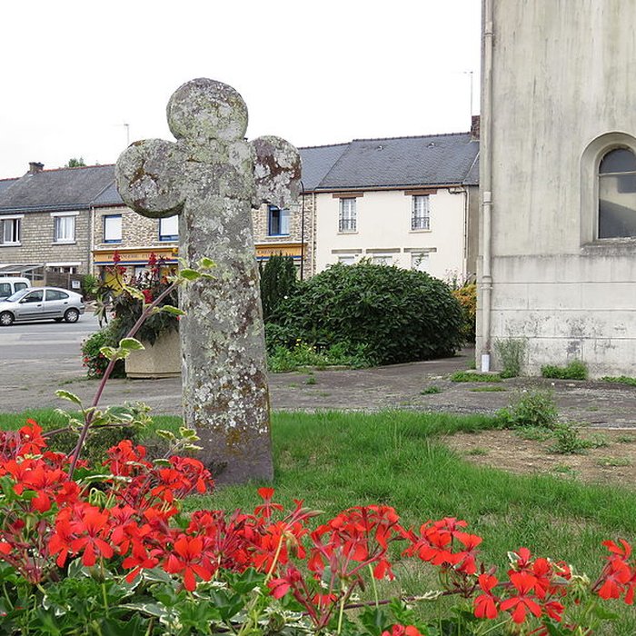 Photo de Croix de cimetière de Monteneuf