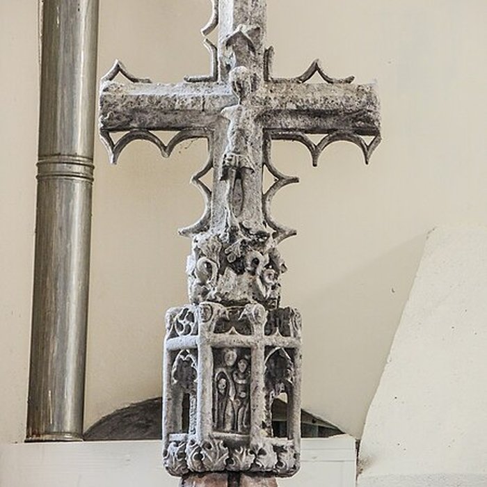 Photo de Croix de cimetière de Montjustin-et-Velotte