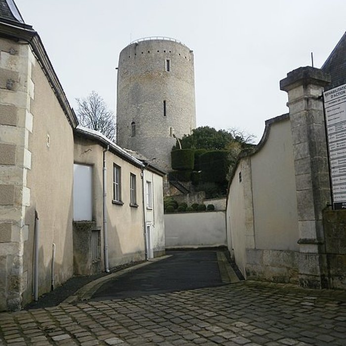 Photo de Tour blanche dIssoudun