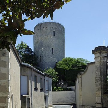 Tour blanche dIssoudun
