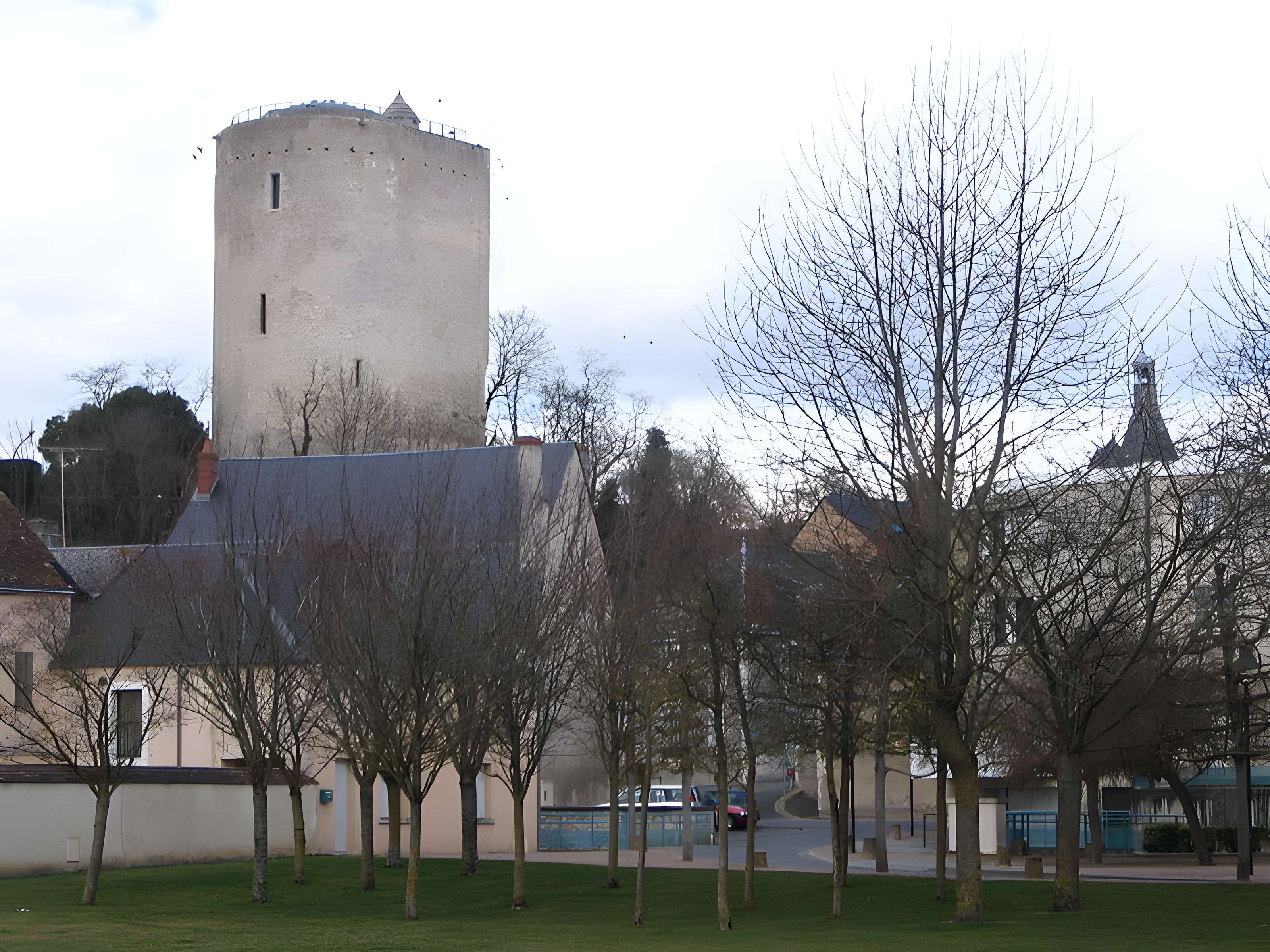 Tour blanche d'Issoudun