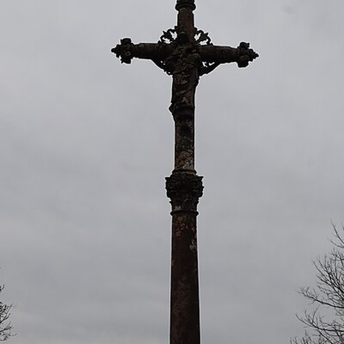 Photo de Croix de cimetière de Pesmes