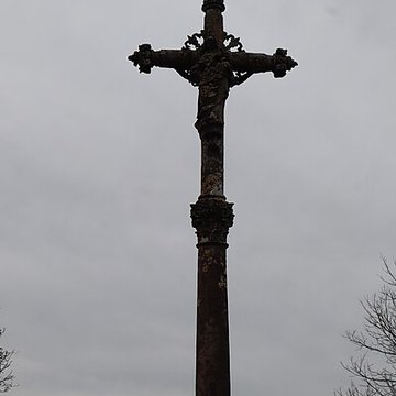 Croix de cimetière de Pesmes