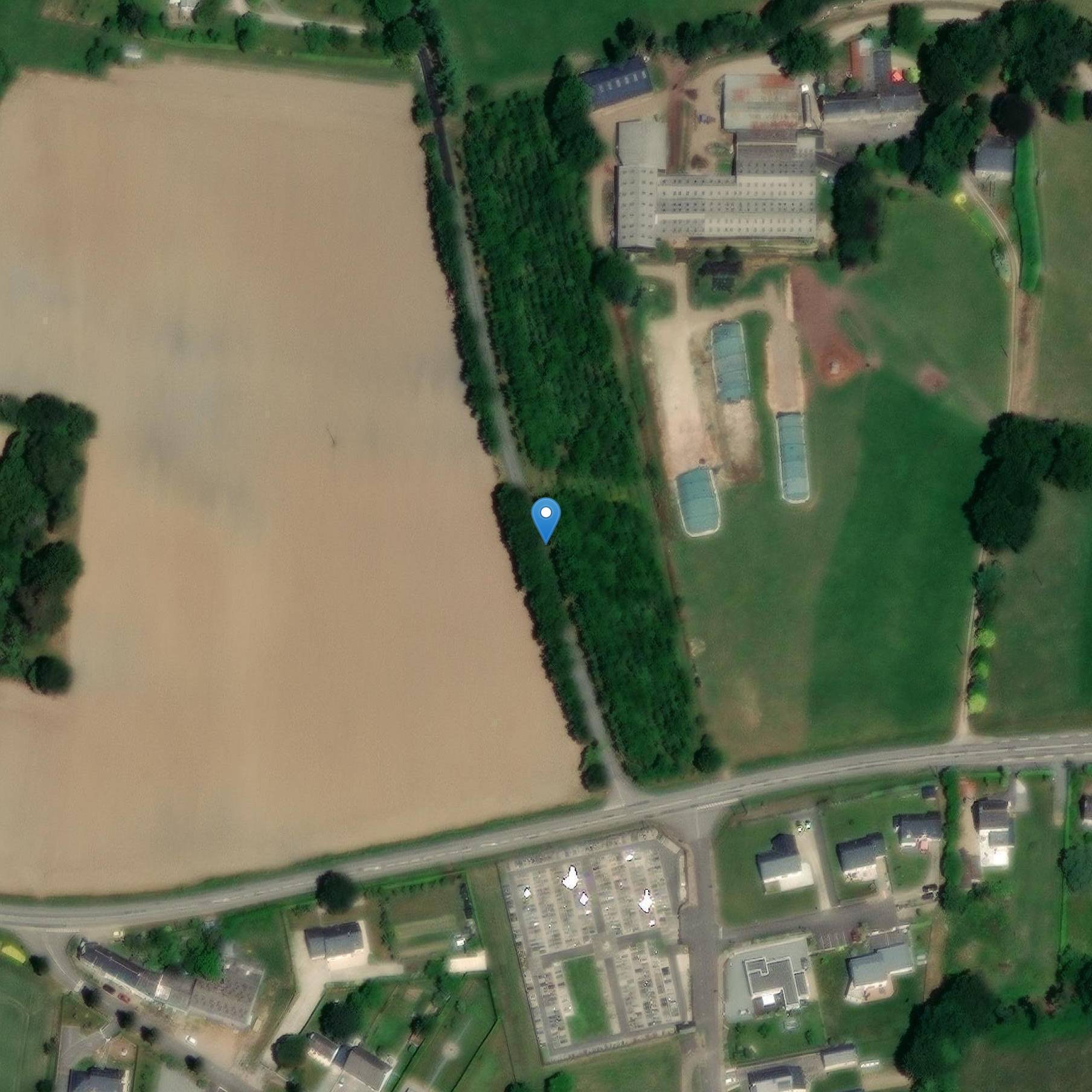 Photo de Pluherlin Friedhof Kreuz