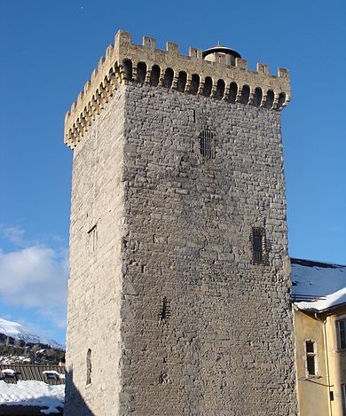 Photo de Tour brune d'Embrun