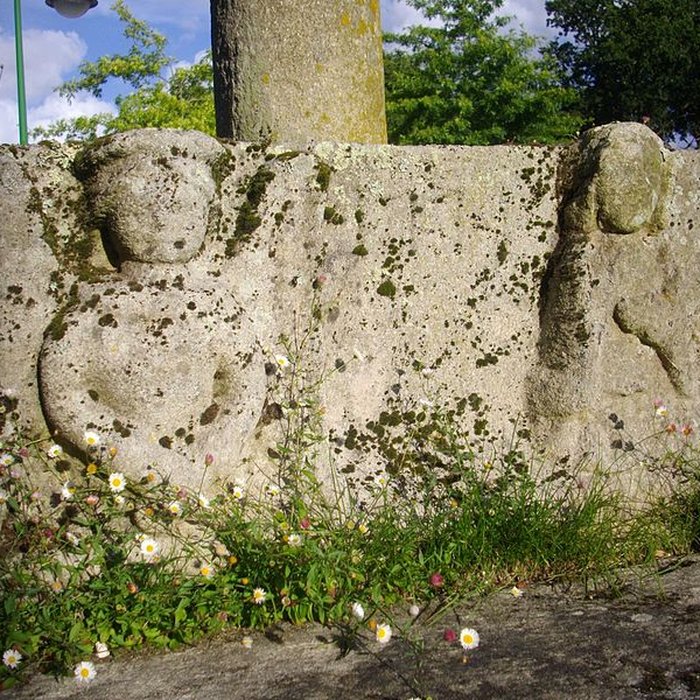 Photo de Croix de cimetière de Saint-Allouestre