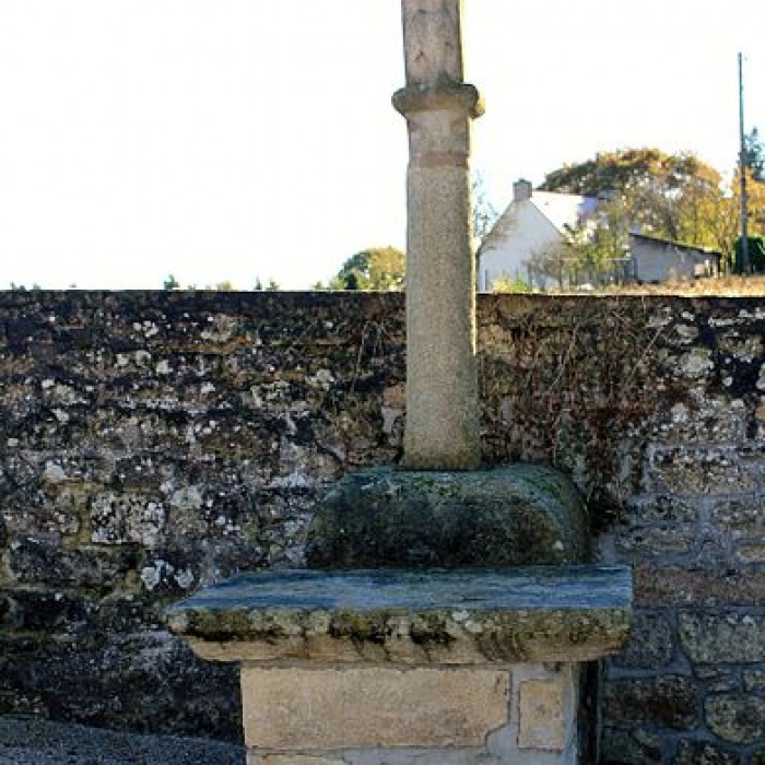 Photo de Croix de cimetière de Saint-Aubin