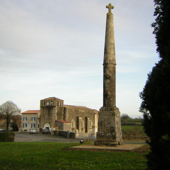 Photo de Croix de cimetière de Saint-Christophe-sur-Roc
