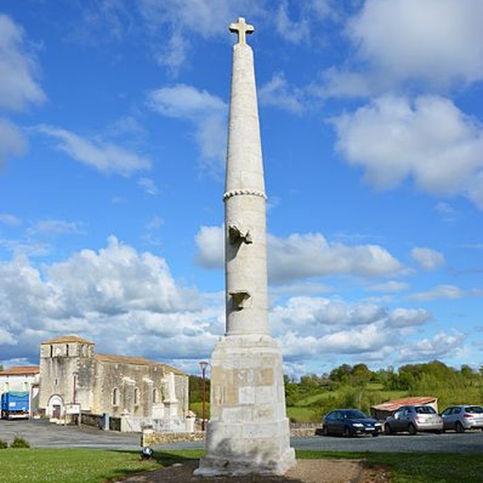 Photo de Croix de cimetière de Saint-Christophe-sur-Roc