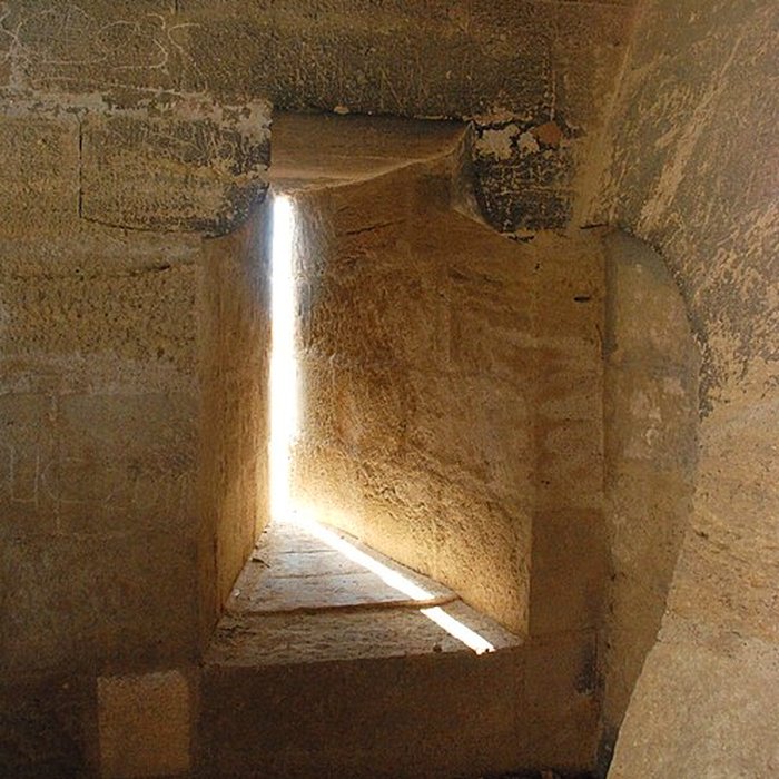 Photo de Tour Carbonnière de Saint-Laurent-dAigouze