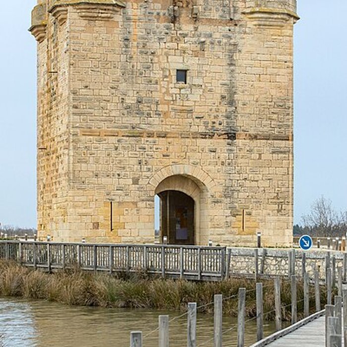 Photo de Tour Carbonnière de Saint-Laurent-dAigouze