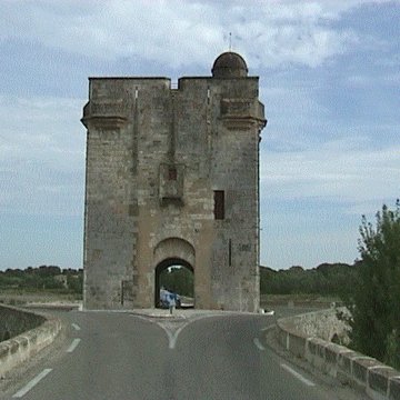 Tour Carbonnière de Saint-Laurent-dAigouze