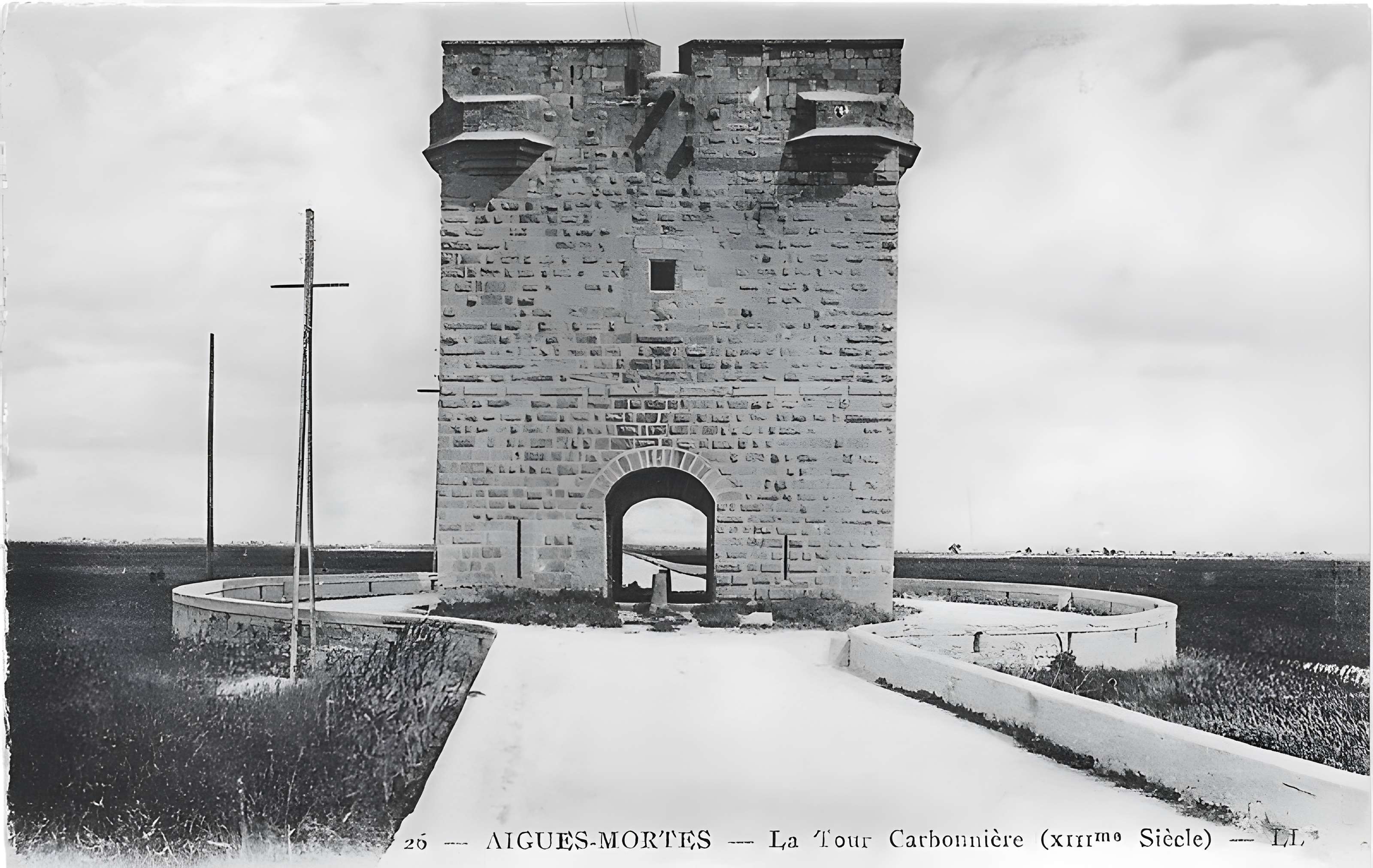 Tour Carbonnière de Saint-Laurent-d'Aigouze
