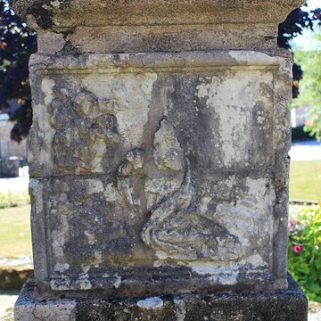 Croix de cimetière de Saint-Thuriau
