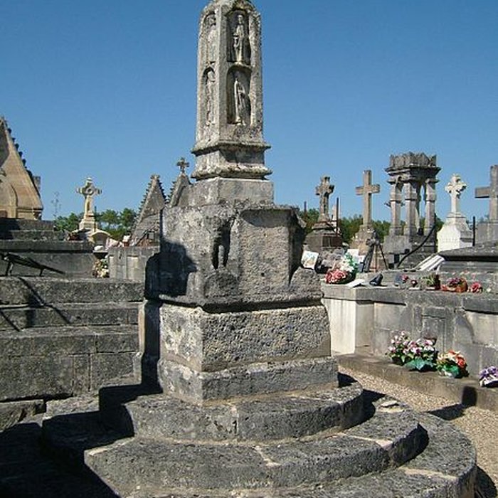 Photo de Croix de cimetière de Saint-Vivien-de-Blaye