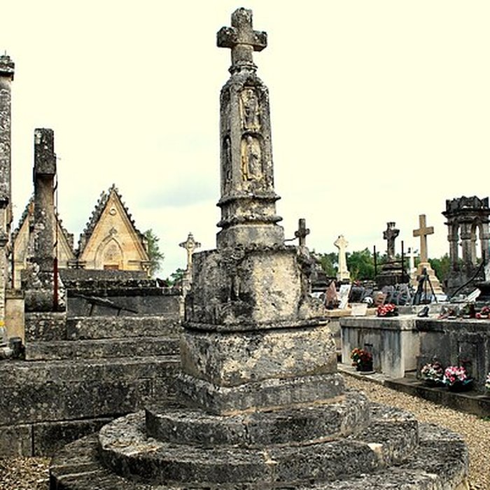 Photo de Croix de cimetière de Saint-Vivien-de-Blaye