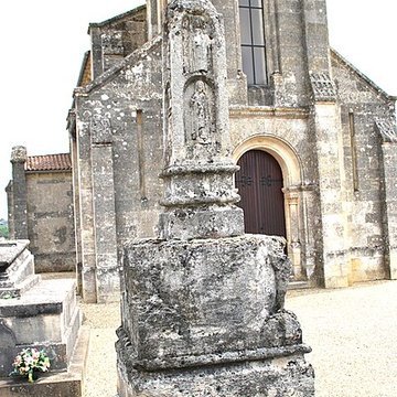 Croix de cimetière de Saint-Vivien-de-Blaye