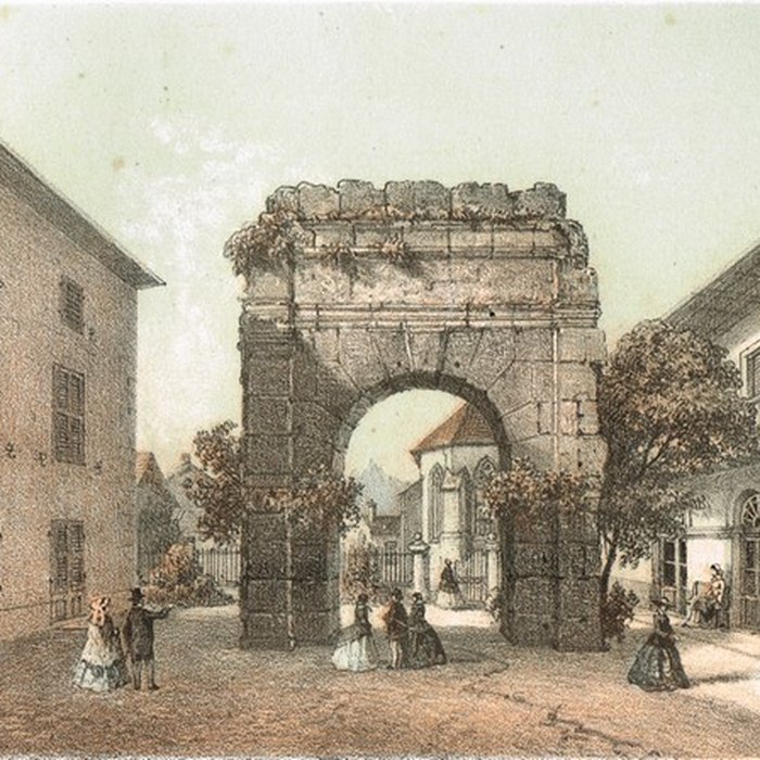 Photo de Arc de Campanus dAix-les-Bains