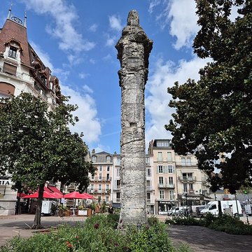 Arc de Campanus dAix-les-Bains