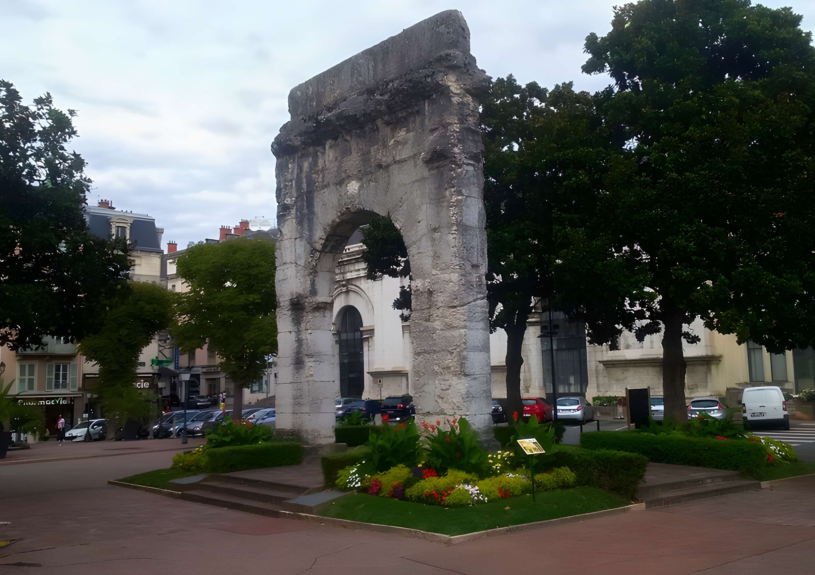 Arc de Campanus d'Aix-les-Bains