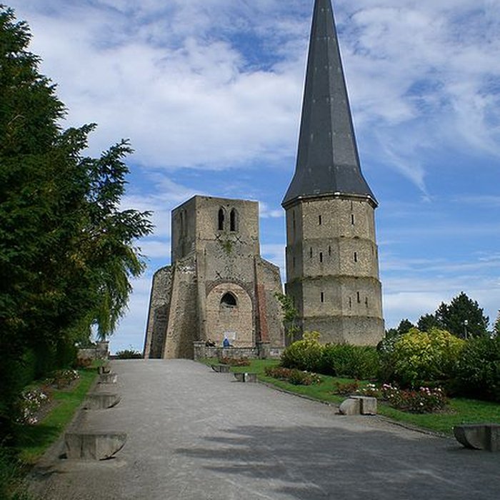 Photo de Tour Carrée de lAbbaye de Saint-Winoc