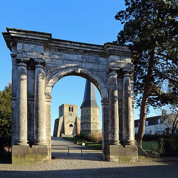 Tour Carrée de lAbbaye de Saint-Winoc