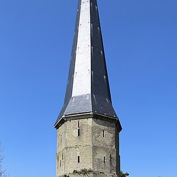 Tour Carrée de lAbbaye de Saint-Winoc