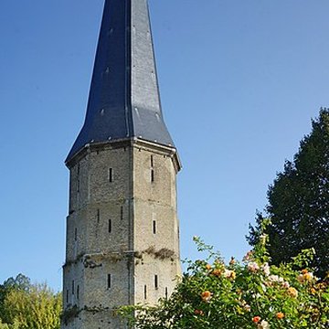 Tour Carrée de lAbbaye de Saint-Winoc