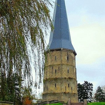 Tour Carrée de lAbbaye de Saint-Winoc