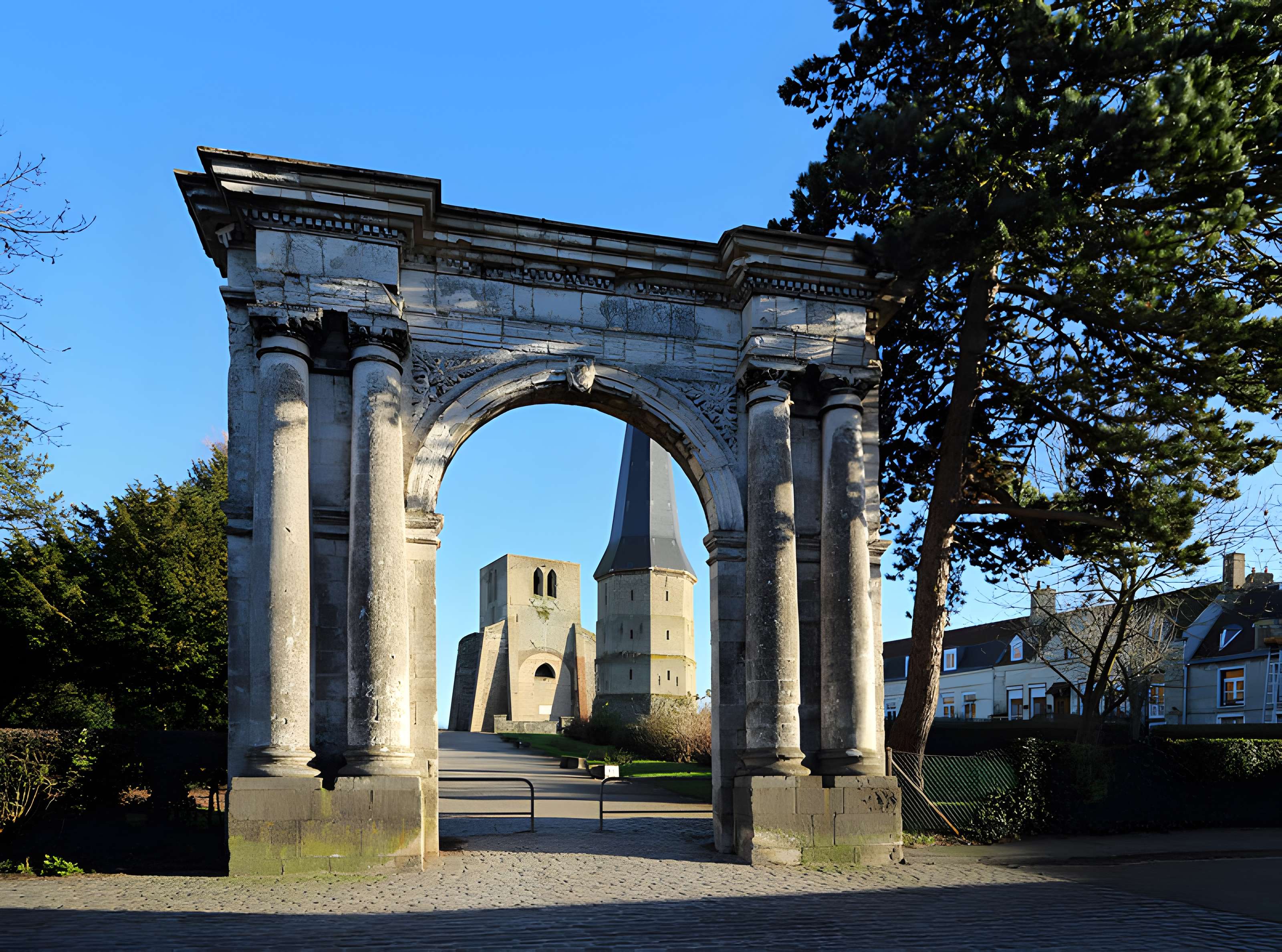 Tour Carrée de l'Abbaye de Saint-Winoc