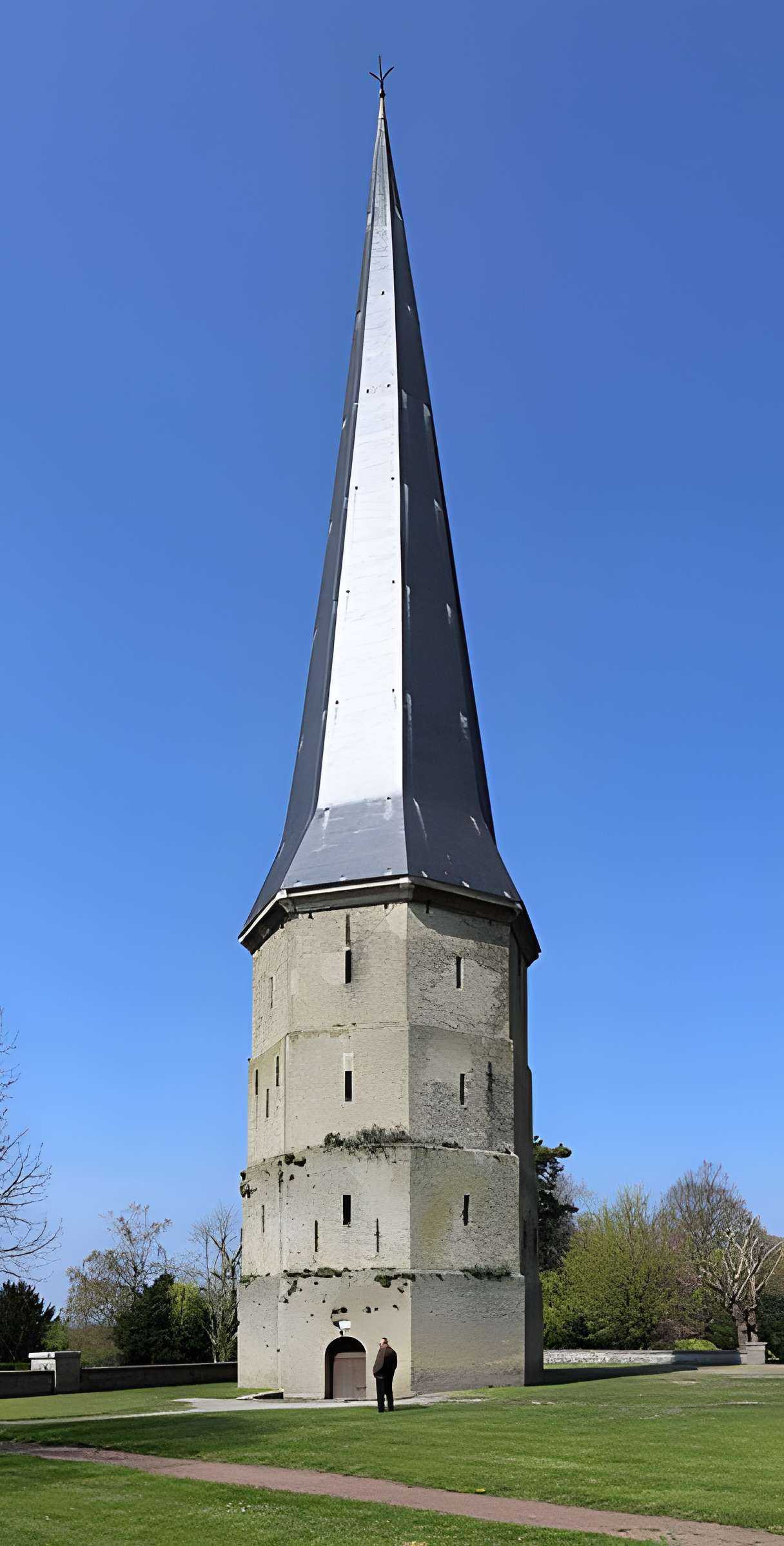 Tour Carrée de l'Abbaye de Saint-Winoc