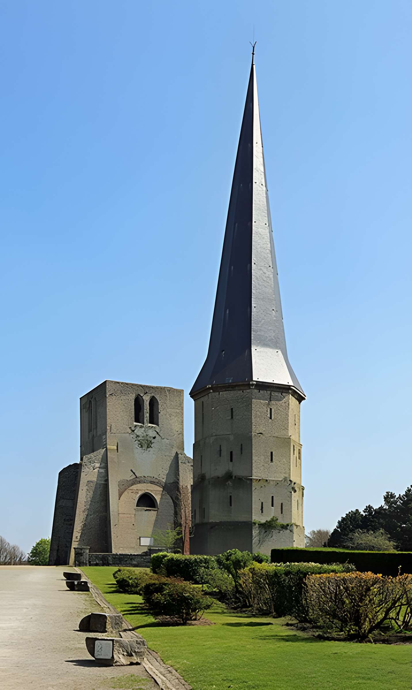 Tour Carrée de l'Abbaye de Saint-Winoc