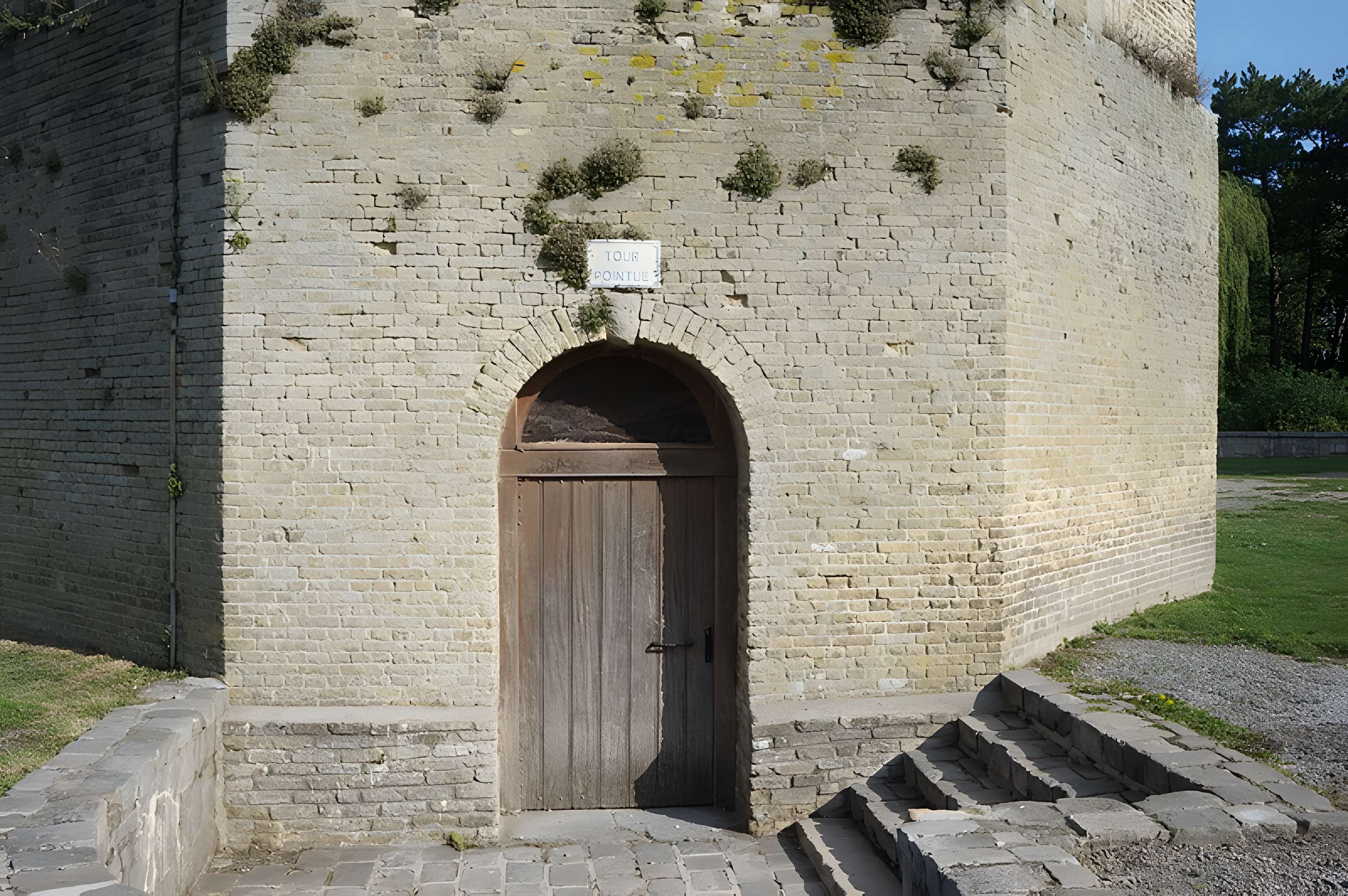 Tour Carrée de l'Abbaye de Saint-Winoc
