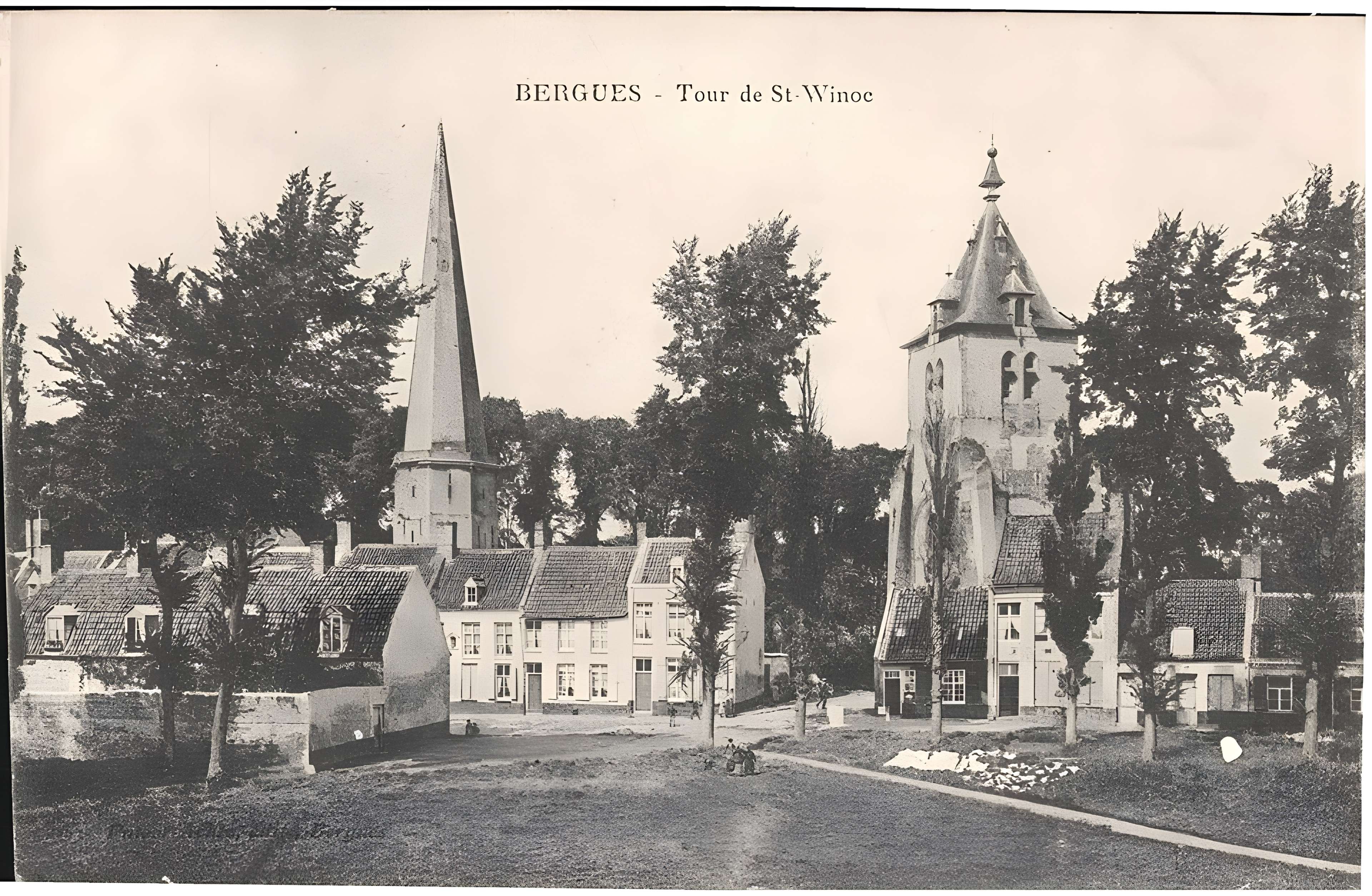 Tour Carrée de l'Abbaye de Saint-Winoc