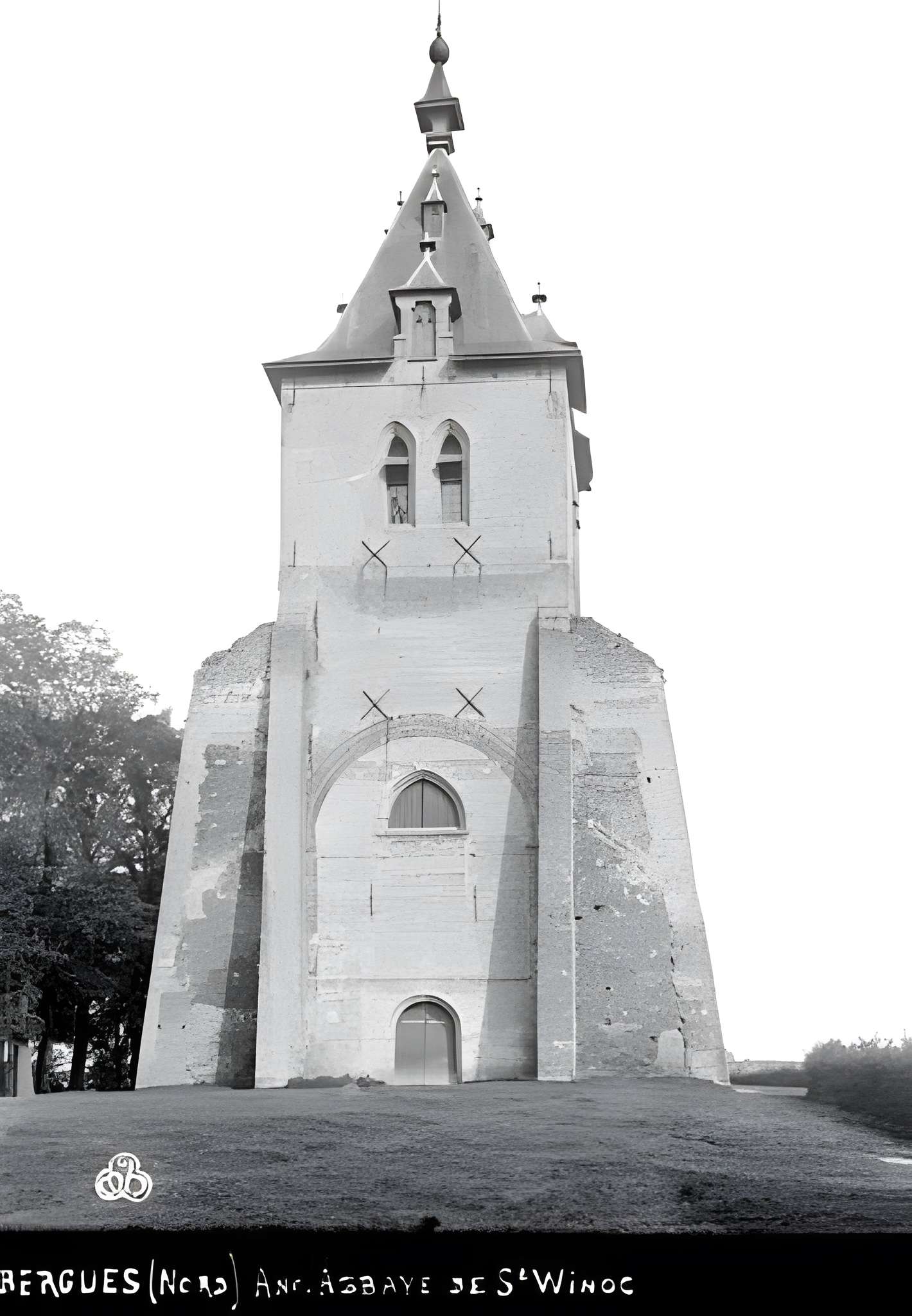 Tour Carrée de l'Abbaye de Saint-Winoc