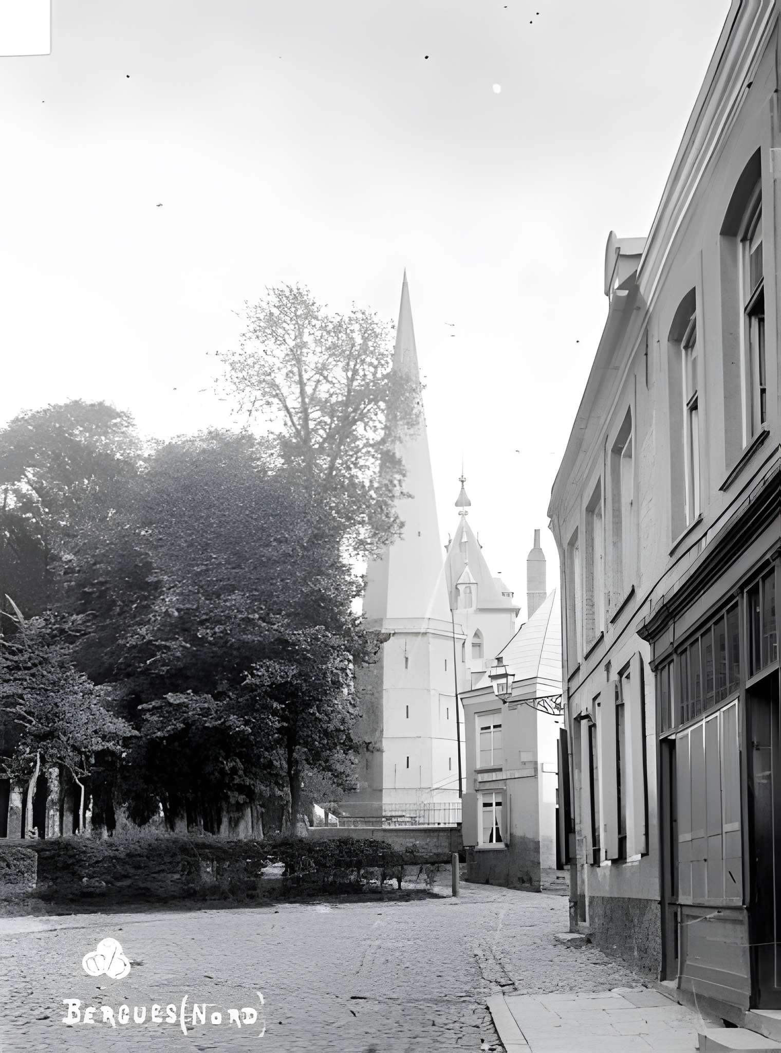 Tour Carrée de l'Abbaye de Saint-Winoc