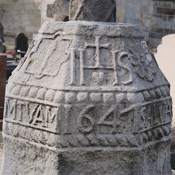 Croix de cimetière de Vittefleur