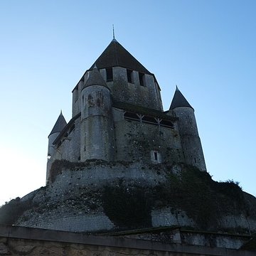 Tour César de Provins