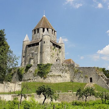 Tour César de Provins