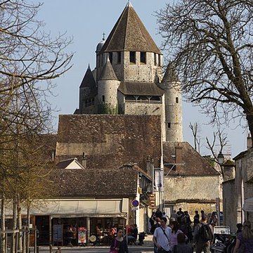 Tour César de Provins