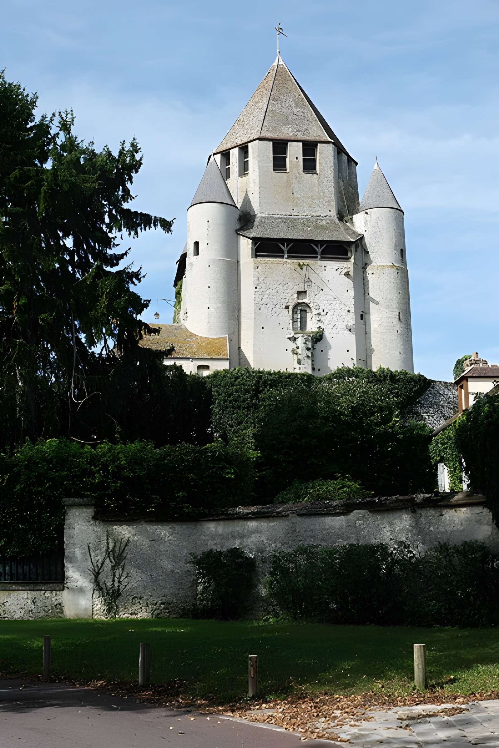 Tour César de Provins