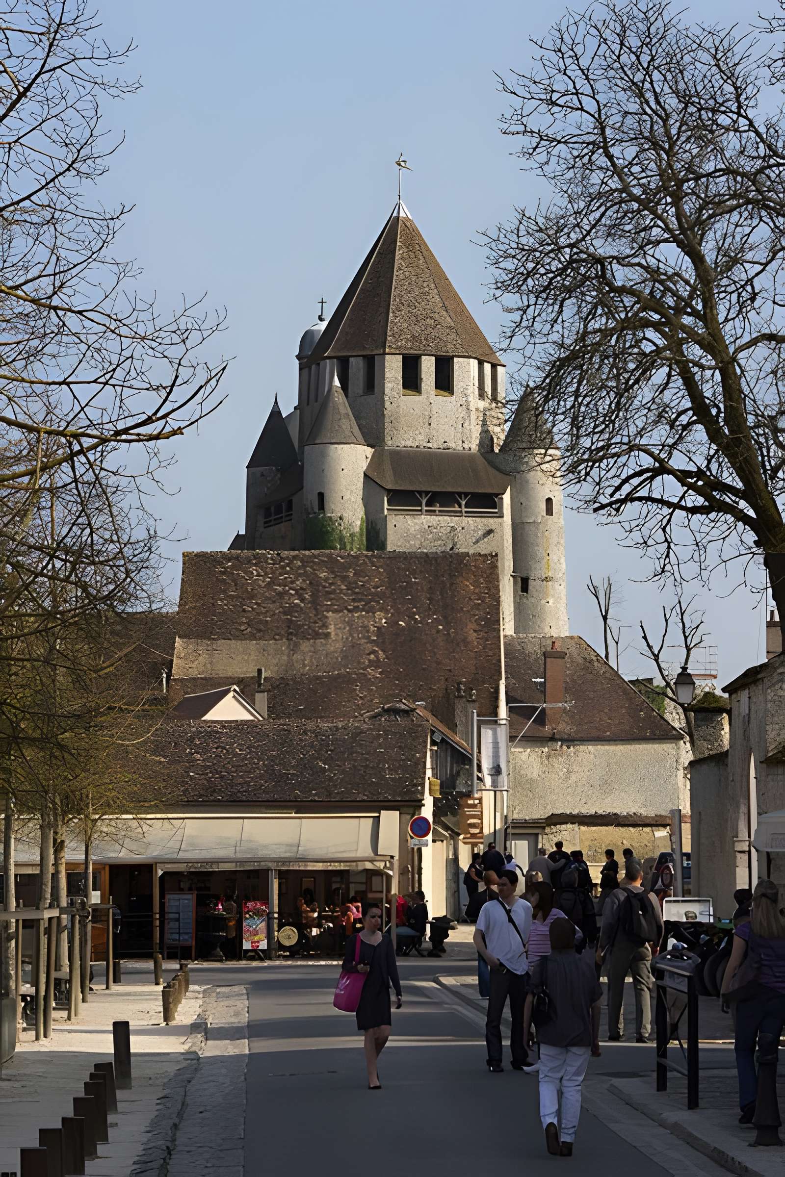 Tour César de Provins