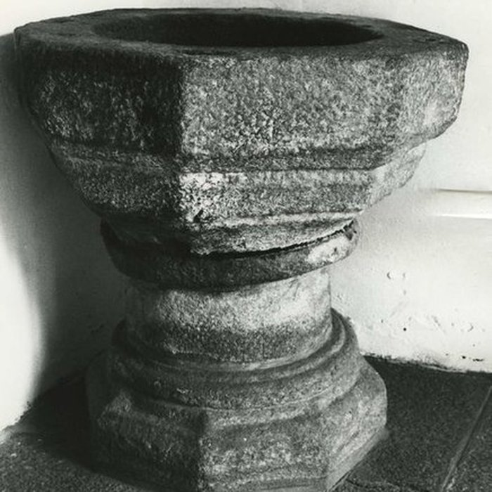 Photo de Croix de cimetière ou calvaire de Saint-Thélo