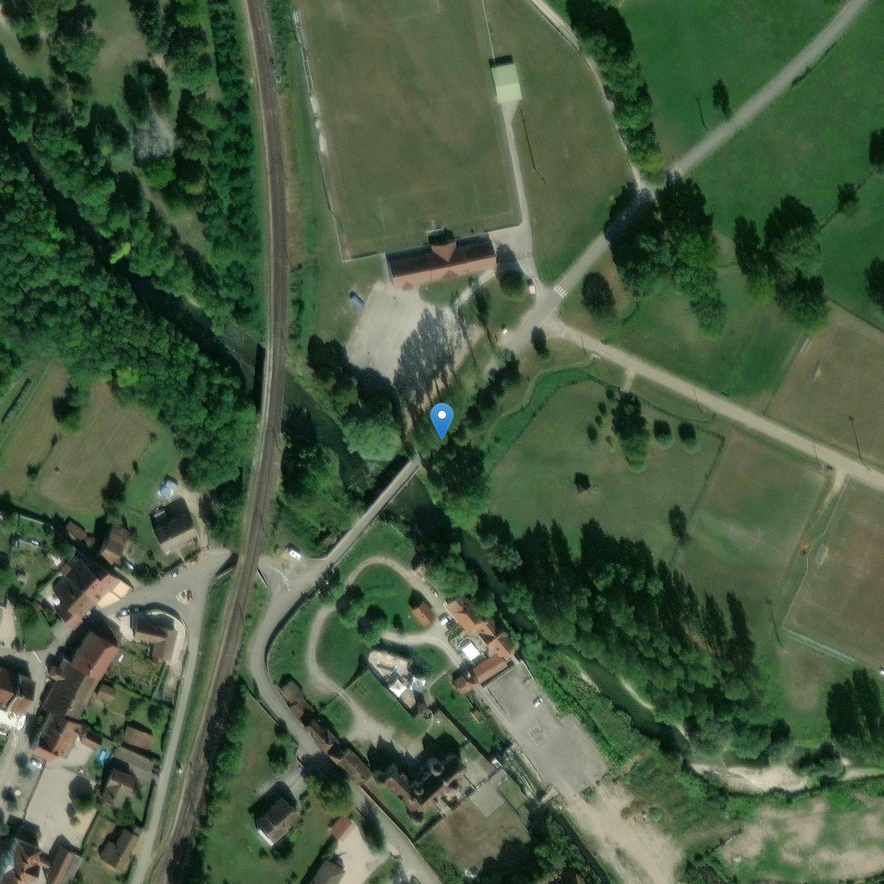 Photo de 多姆布兰斯十字架