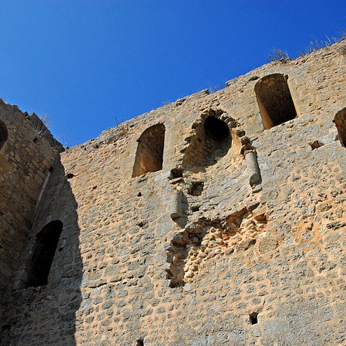 Photo de Tour de Broue à Saint-Sornin