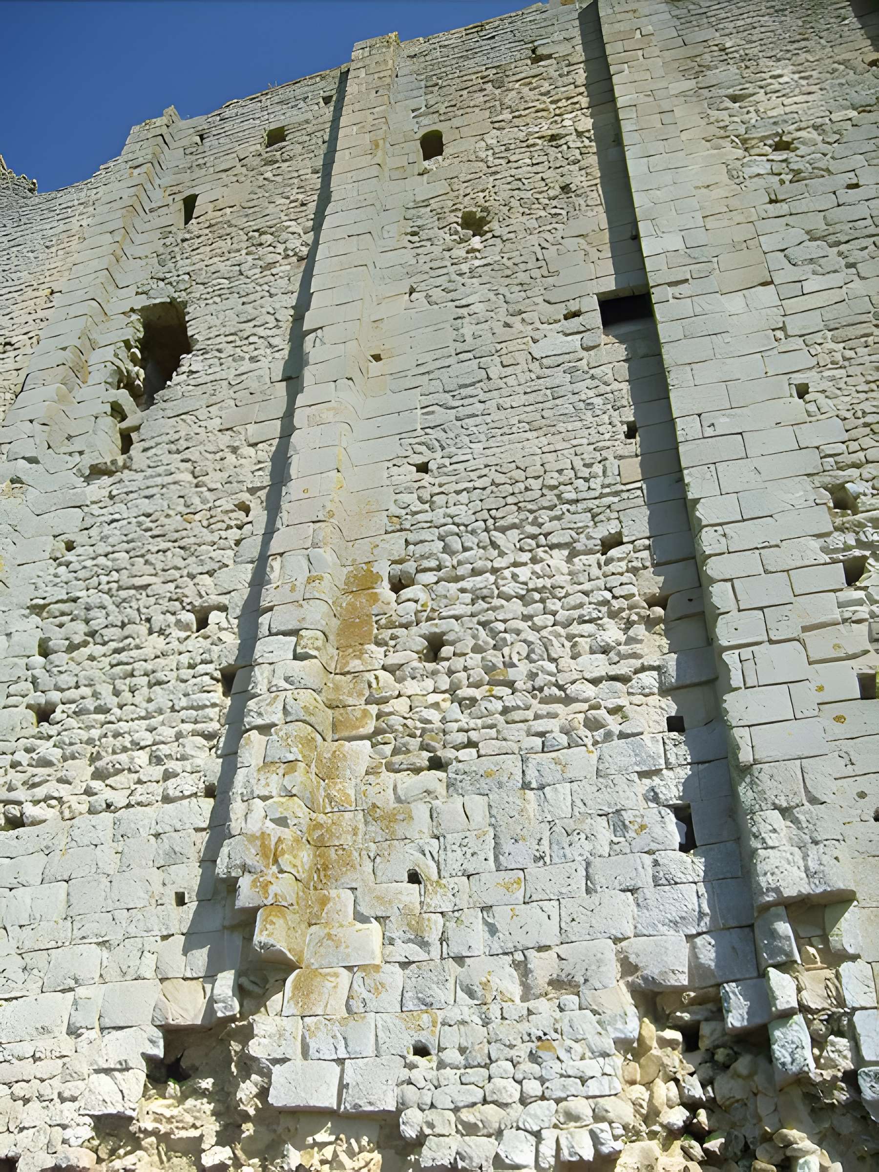 Tour de Broue à Saint-Sornin