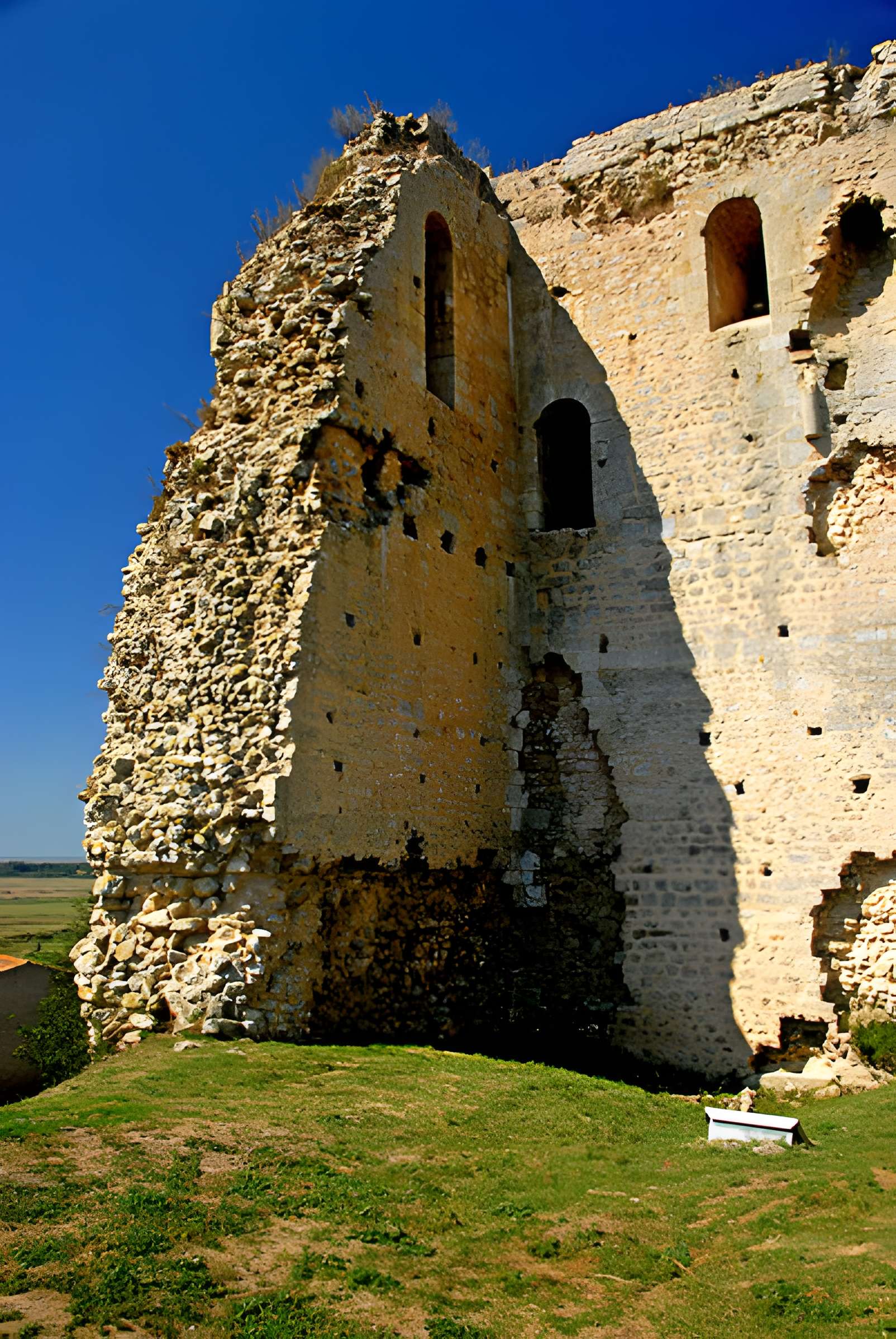 Tour de Broue à Saint-Sornin