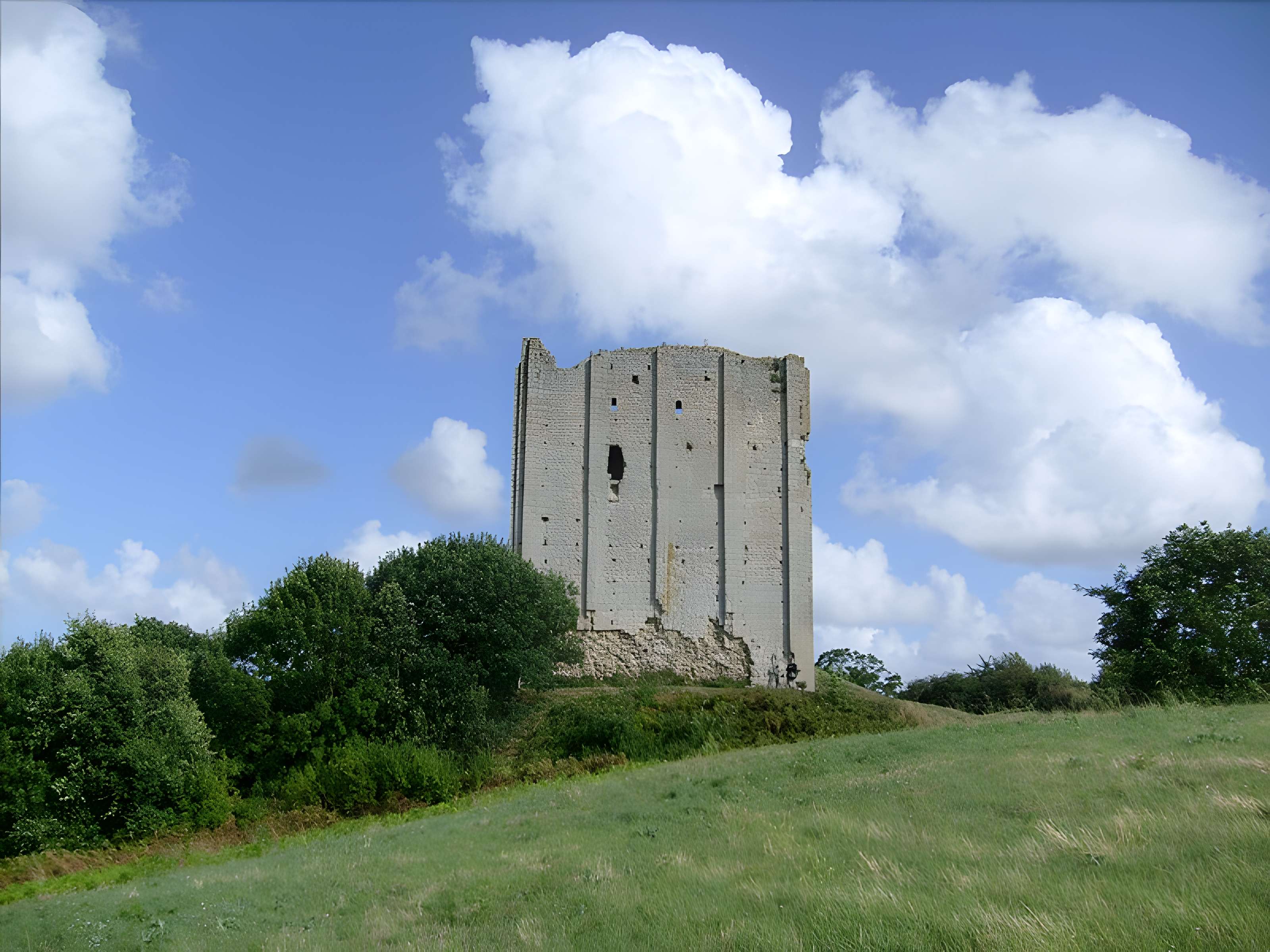 Tour de Broue à Saint-Sornin