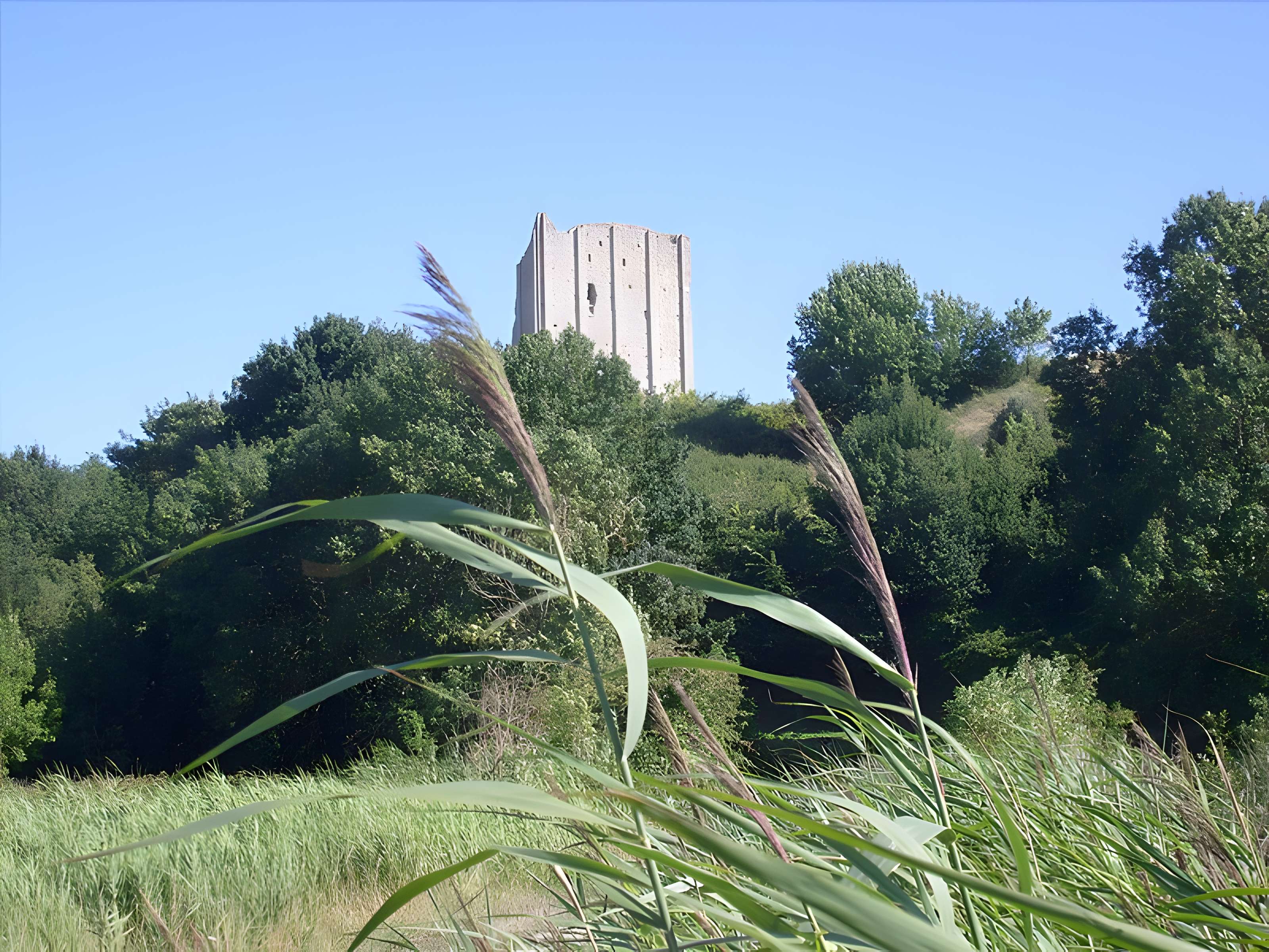 Tour de Broue à Saint-Sornin