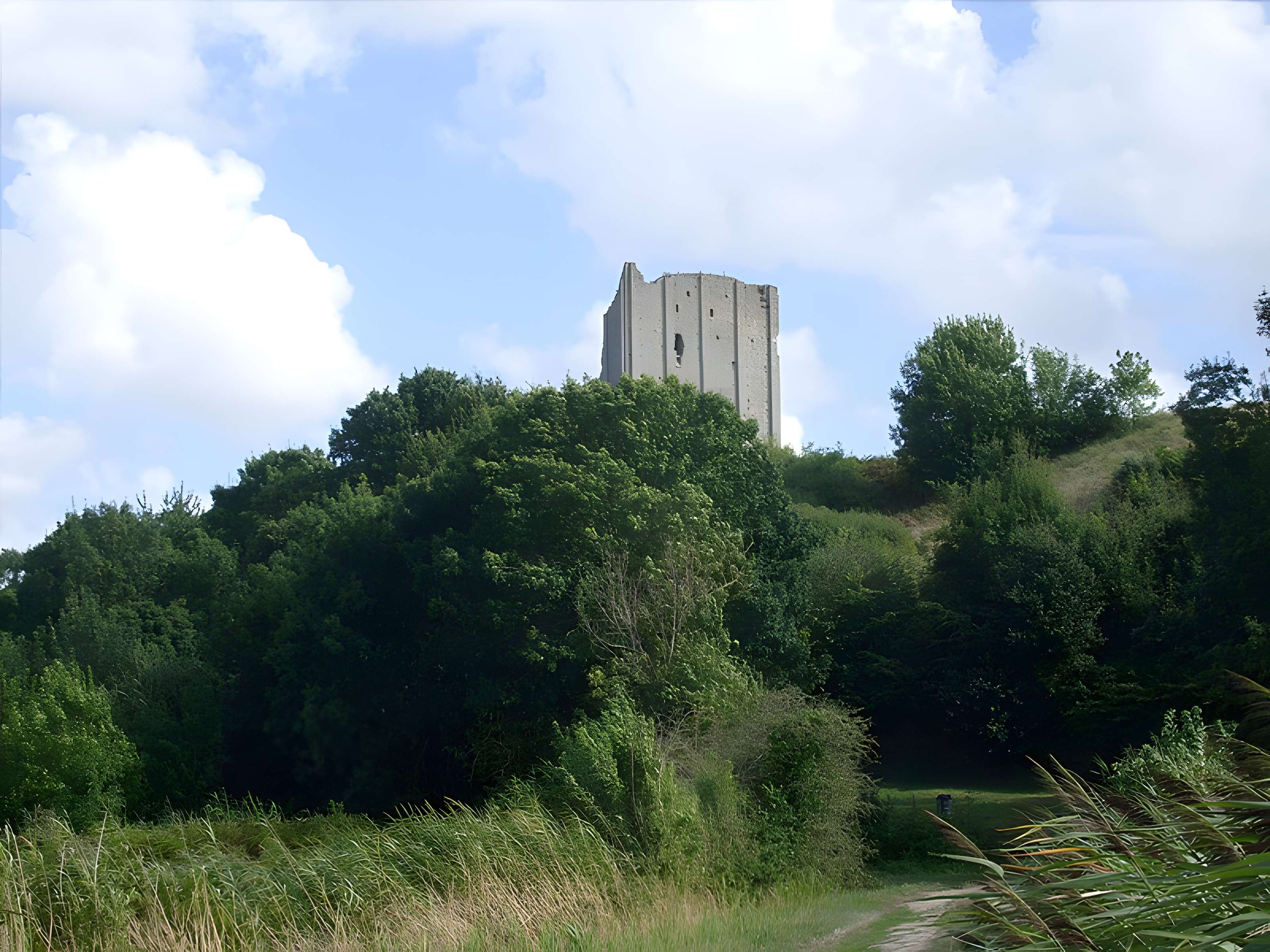 Tour de Broue à Saint-Sornin
